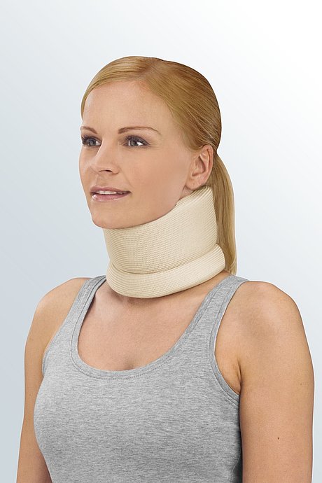 Бандаж для шейного отдела позвоночника Medi protect.Collar soft поддерживающий